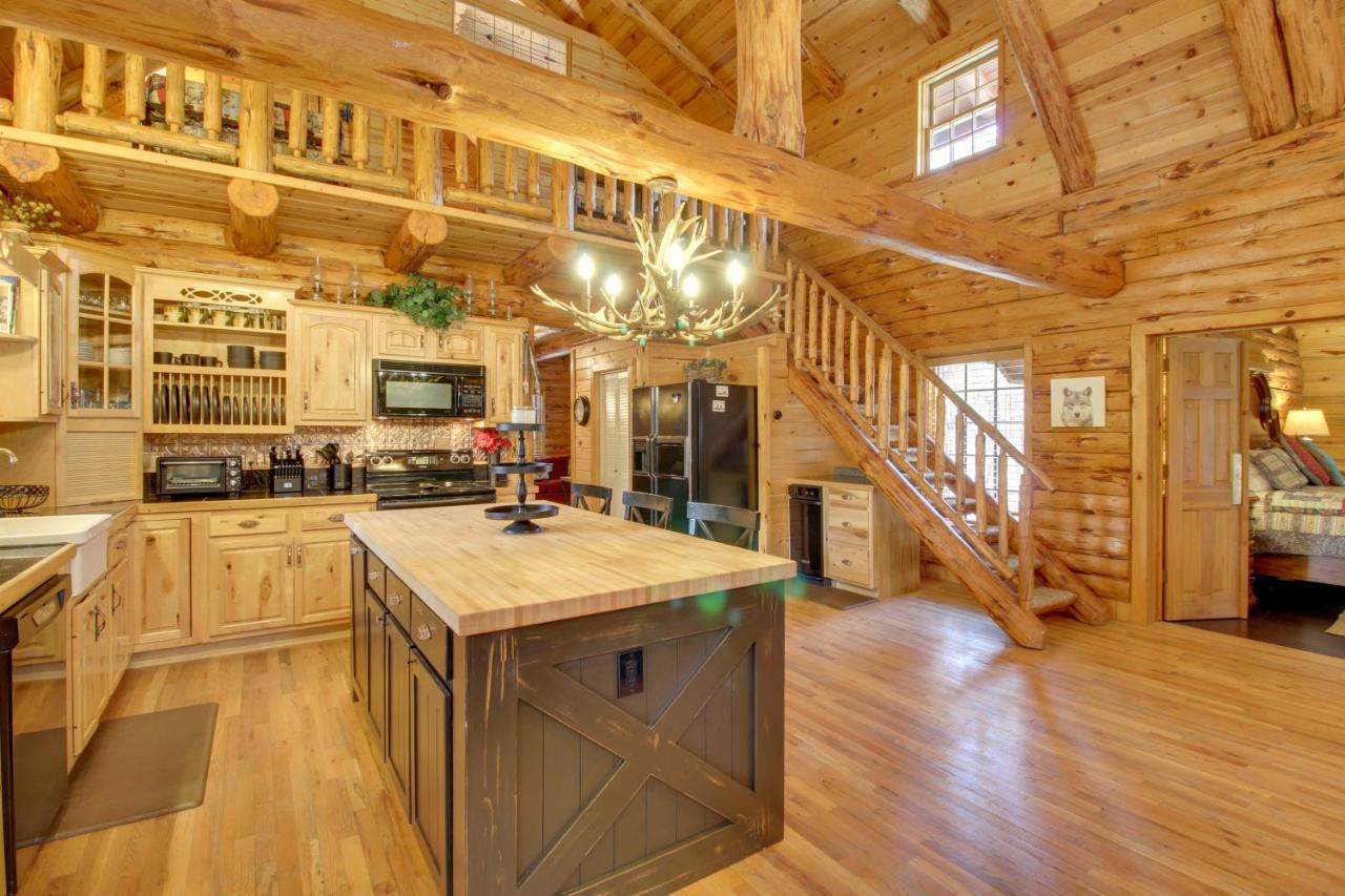 Lakeside Cabin On 2 Acres With Fire Pit And Hot Tub! Villa Pinetop-Lakeside Exterior photo